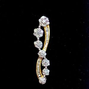 💎10k gold Eternity 7 FLOWER DIAMONDS ♦️🌹💎 pendant